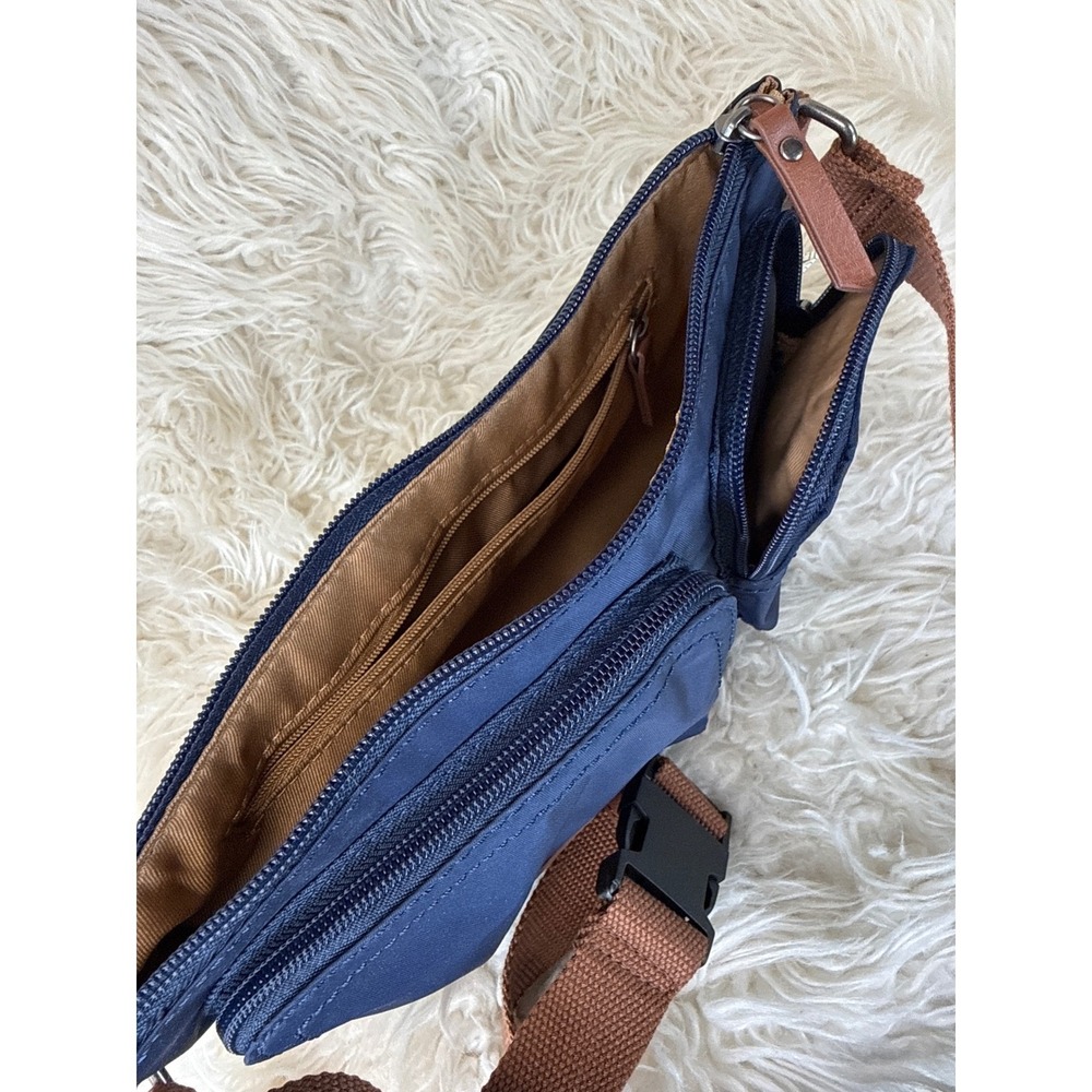 NWT The Sak Esperato Nylon Crossbody Bag Navy Blue Adjustable Strap Travel Beach - Picture 12 of 12